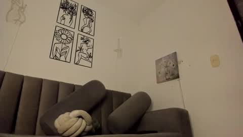 melani greyy online show from February 4, 11:16 pm