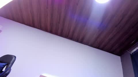 MELANI - online show from February 17, 5:53 pm