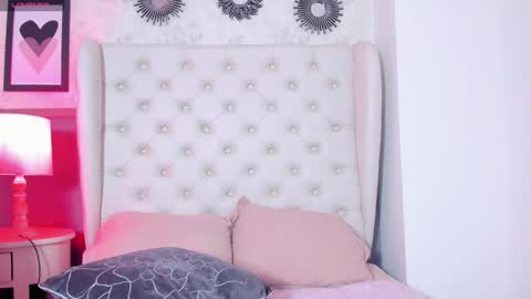 Melanie online show from January 22, 2:46 pm