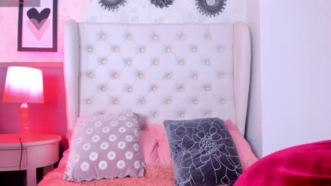 Melanie online show from February 8, 11:22 am