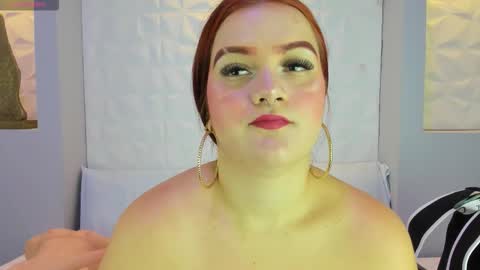 Melanie online show from November 13, 11:20 am