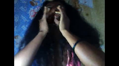 melanih online show from February 10, 8:20 am