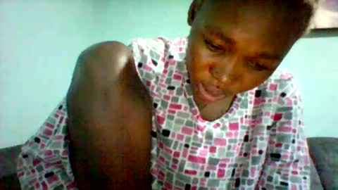 melaninndriping online show from November 15, 6:22 am