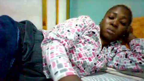 melaninndriping online show from November 17, 7:30 pm