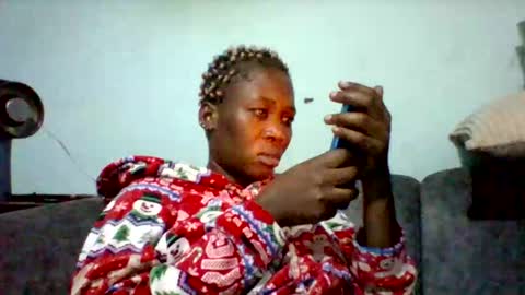 melaninndriping online show from November 29, 6:22 pm