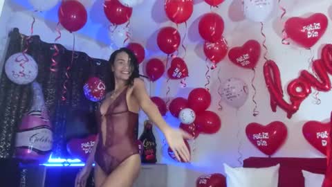 Snapshot of melannia_hills chatting on February 15, 7:06 am melannia_hills online show from February 15, 7:06 am