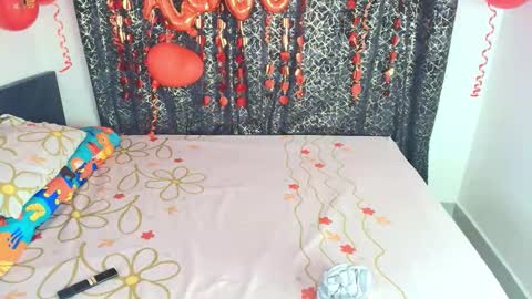 Snapshot of melannia_hills chatting on September 21, 6:04 am melannia_hills online show from September 21, 6:04 am