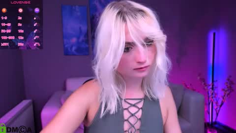 Melisa online show from October 2, 7:21 pm