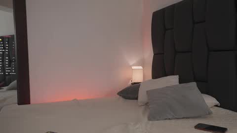 On vacation until Monday online show from October 4, 12:25 pm