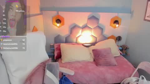 Snapshot of melissa_koster chatting on January 13, 4:50 am Melissa 3 online show from January 13, 4:50 am