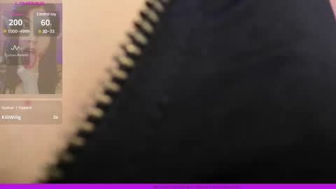 Snapshot of melissa_koster chatting on February 9, 11:25 pm Melissa 3 online show from February 9, 11:25 pm