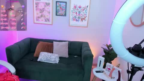 Snapshot of melissa_koster chatting on September 16, 7:09 am Melissa 3 online show from September 16, 7:09 am