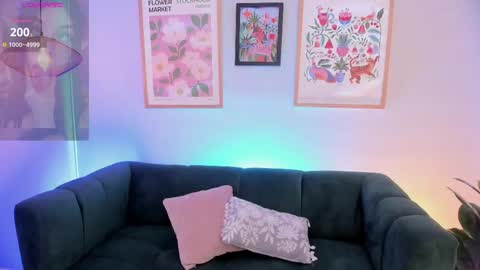 Snapshot of melissa_koster chatting on October 18, 9:32 am Melissa 3 online show from October 18, 9:32 am