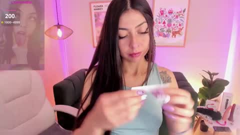 Snapshot of melissa_koster chatting on October 22, 5:52 am Melissa 3 online show from October 22, 5:52 am