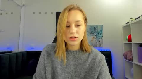 Snapshot of melissa_new22 chatting on November 2, 12:02 am melissa_new22 online show from November 2, 12:02 am