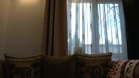 Melly online show from November 25, 7:19 am