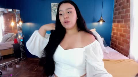  Leslie  online show from January 16, 3:13 pm