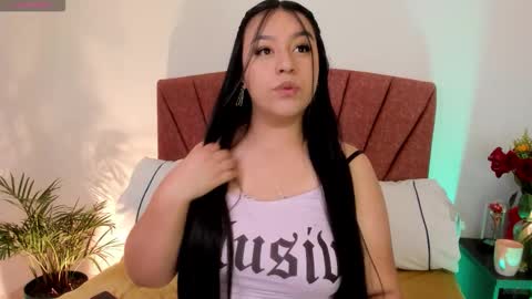  Leslie  online show from September 26, 11:14 am