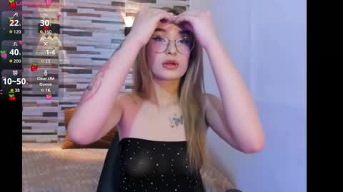 melodylanee online show from September 18, 11:12 am