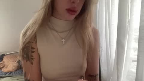 Melodie Sweet online show from November 21, 8:57 am