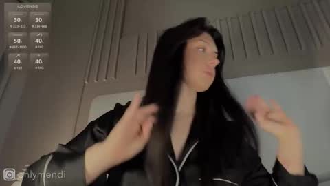 menndi online show from September 23, 8:39 am