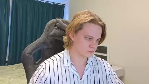 Mickey online show from February 20, 4:18 am