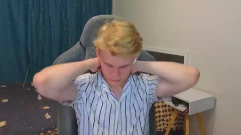 Mickey online show from October 7, 4:04 pm