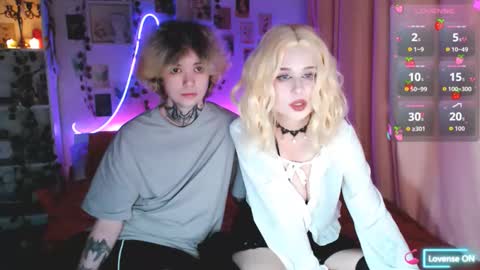 meow_on_da_cam online show from September 20, 12:00 am