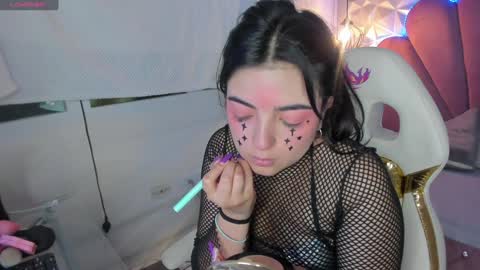    online show from February 6, 7:07 pm