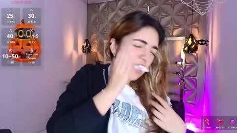    online show from October 31, 8:21 pm