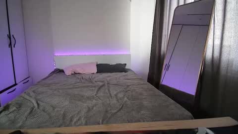 meriannabell online show from September 27, 8:52 am