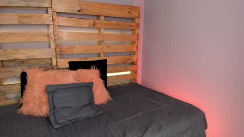 Merida  online show from January 23, 12:19 pm