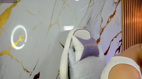 meridacute_ online show from October 21, 8:09 pm