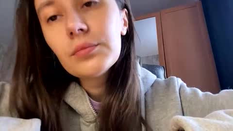 Jessica online show from November 15, 8:33 am