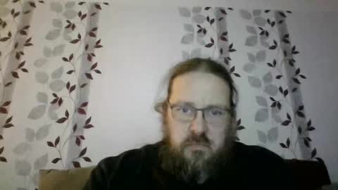 ask me online show from December 8, 7:54 pm