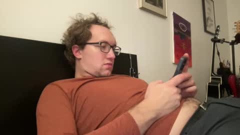 metallica92786 online show from December 16, 5:27 am