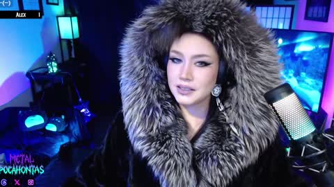 Snapshot of metalpocahotass chatting on January 30, 3:11 am MetalPocahotass online show from January 30, 3:11 am