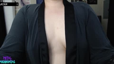 Snapshot of metalpocahotass chatting on March 12, 1:51 pm MetalPocahotass online show from March 12, 1:51 pm