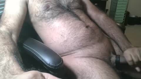 Snapshot of metter26 chatting on January 8, 2:14 pm atx guy online show from January 8, 2:14 pm