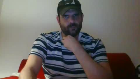 Snapshot of mexican19899 chatting on February 13, 7:35 am jos online show from February 13, 7:35 am