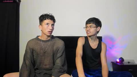 Snapshot of mhatias_ chatting on October 21, 6:36 am MATHIAS online show from October 21, 6:36 am