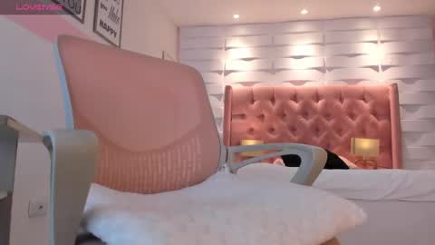 melissa online show from December 15, 7:10 pm