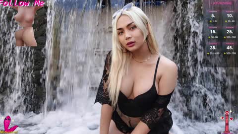 miss devil online show from December 1, 11:25 pm