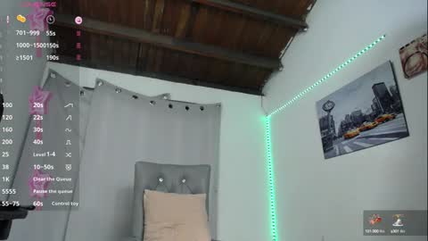 Mia online show from December 27, 4:04 am