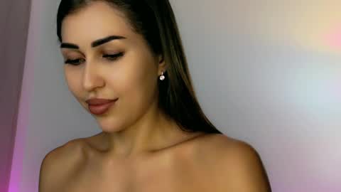 Mia Martskaya online show from December 26, 9:33 am