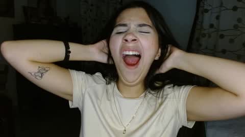 Mia online show from January 5, 12:52 am