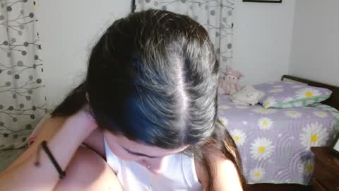 Mia online show from February 4, 4:48 am