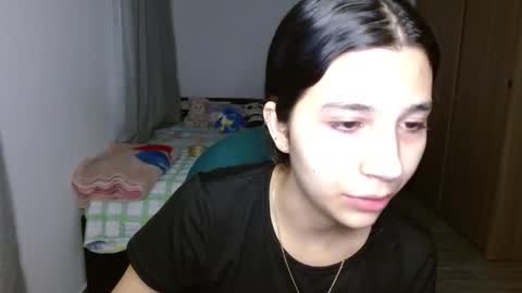 Mia online show from September 20, 5:52 am