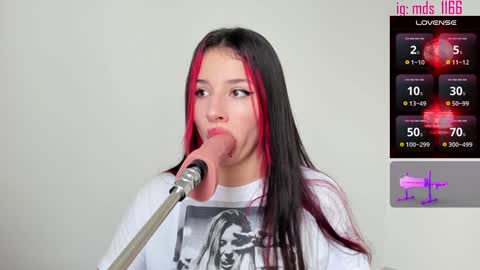 Mia adams  online show from December 1, 7:36 pm