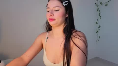 Mia adams  online show from November 13, 7:02 pm